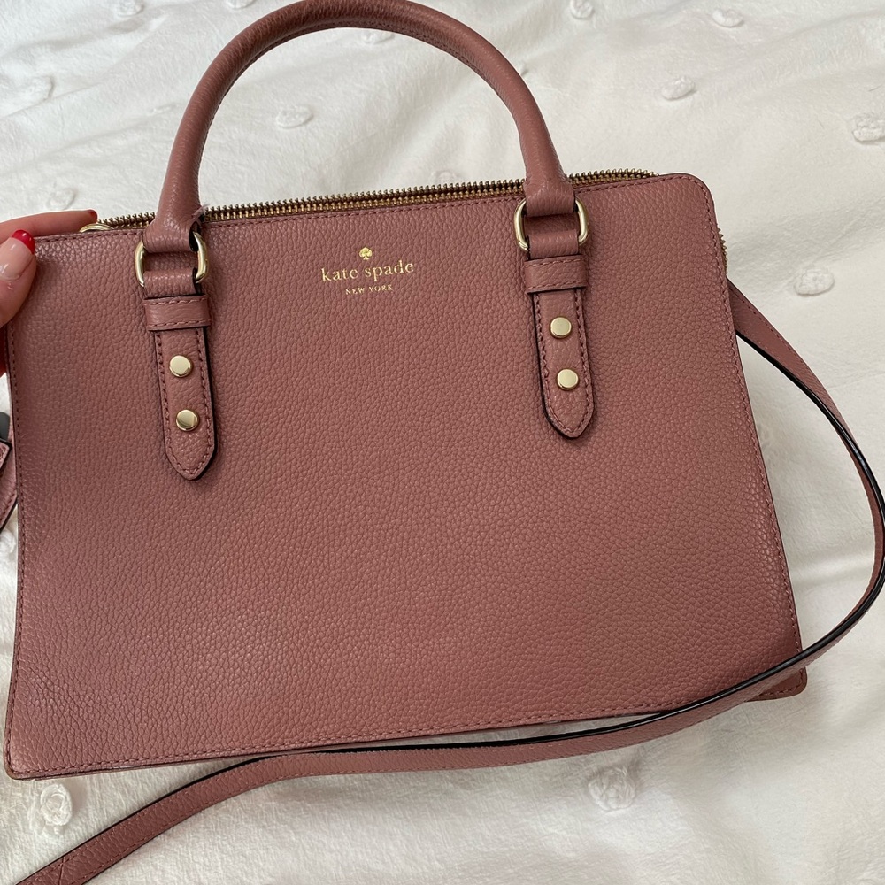 Kate spade crossbody or should bag, barely used.